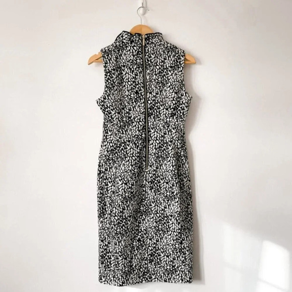 Calvin Klein Ruffle V Neck Sheath Dress Black White Dot Sz 8 - Picture 4 of 8
